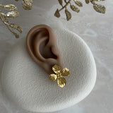 STATEMENT FLOWER ~ EARRINGS