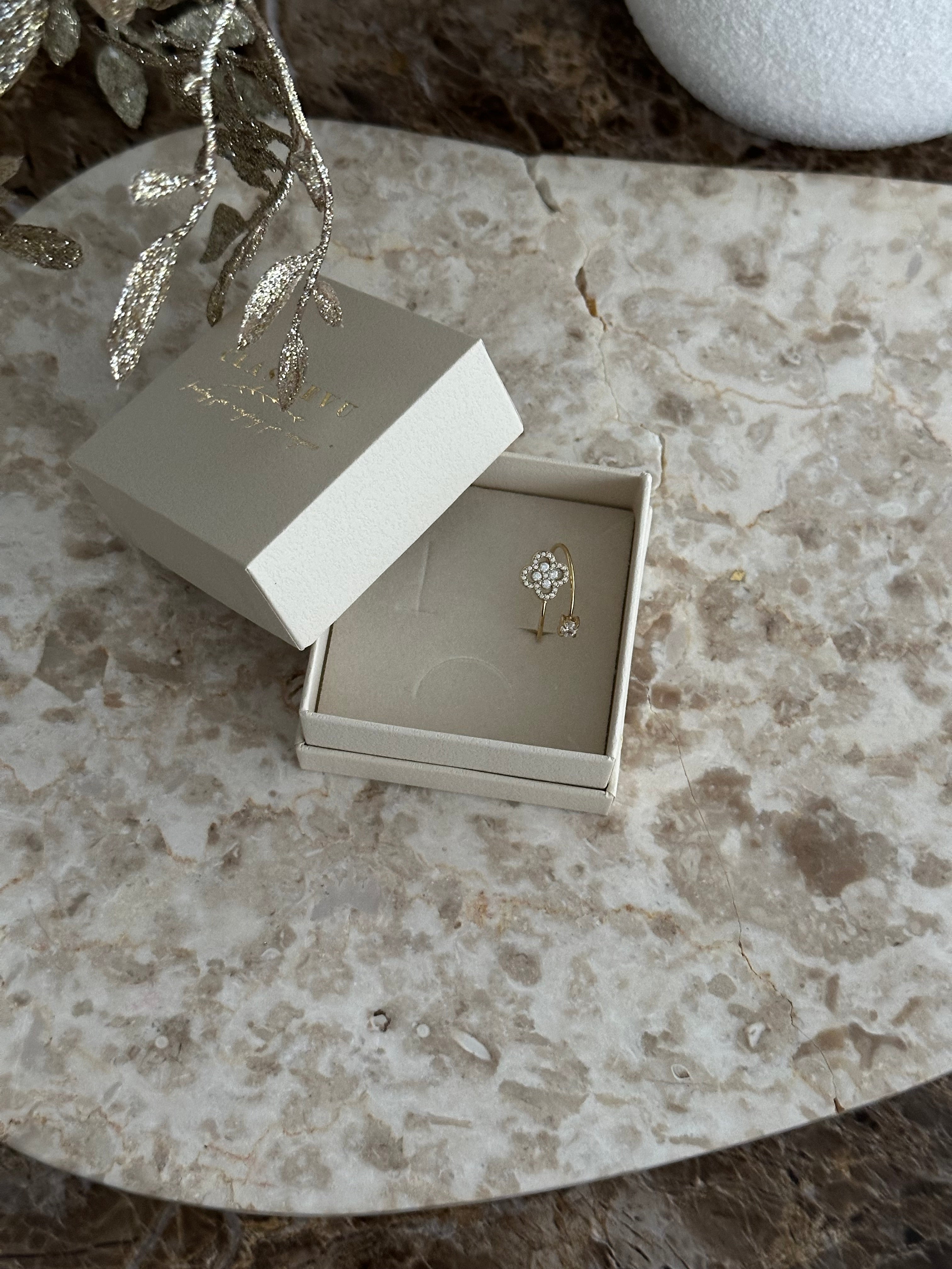 INA | RING - Classievu