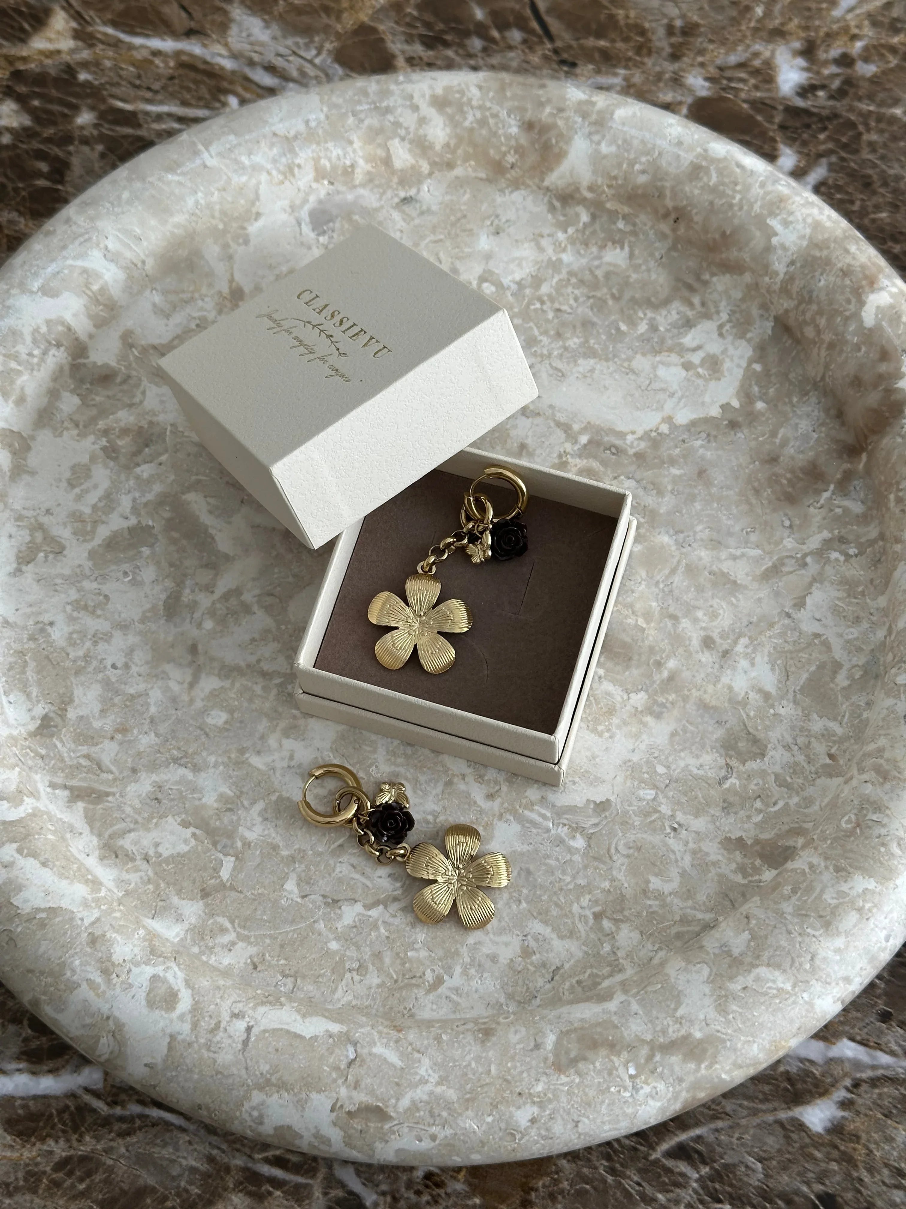 BIG JAYL | EARRINGS classievu