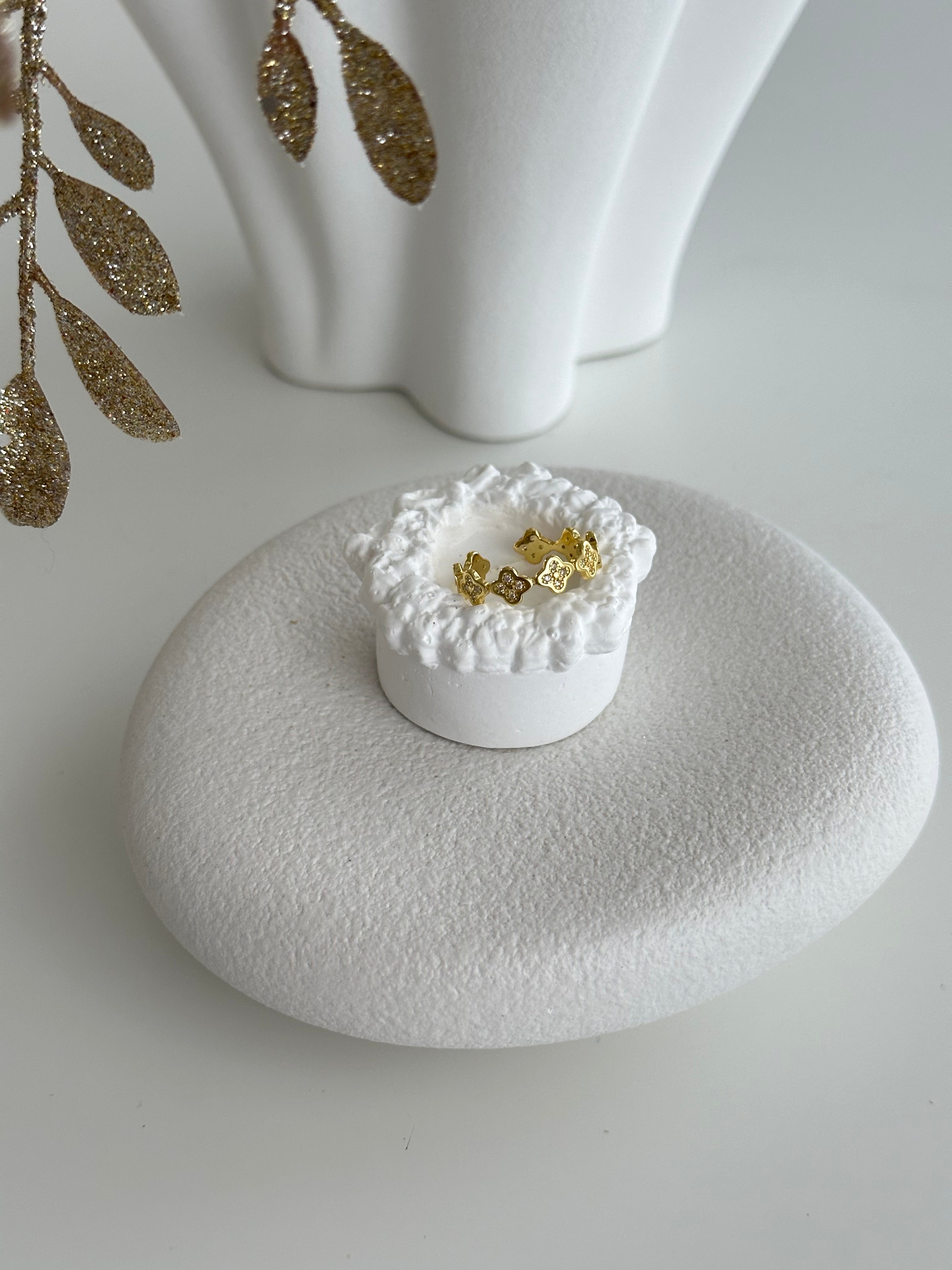 LIMAS * STERLING SILVER RING classievu