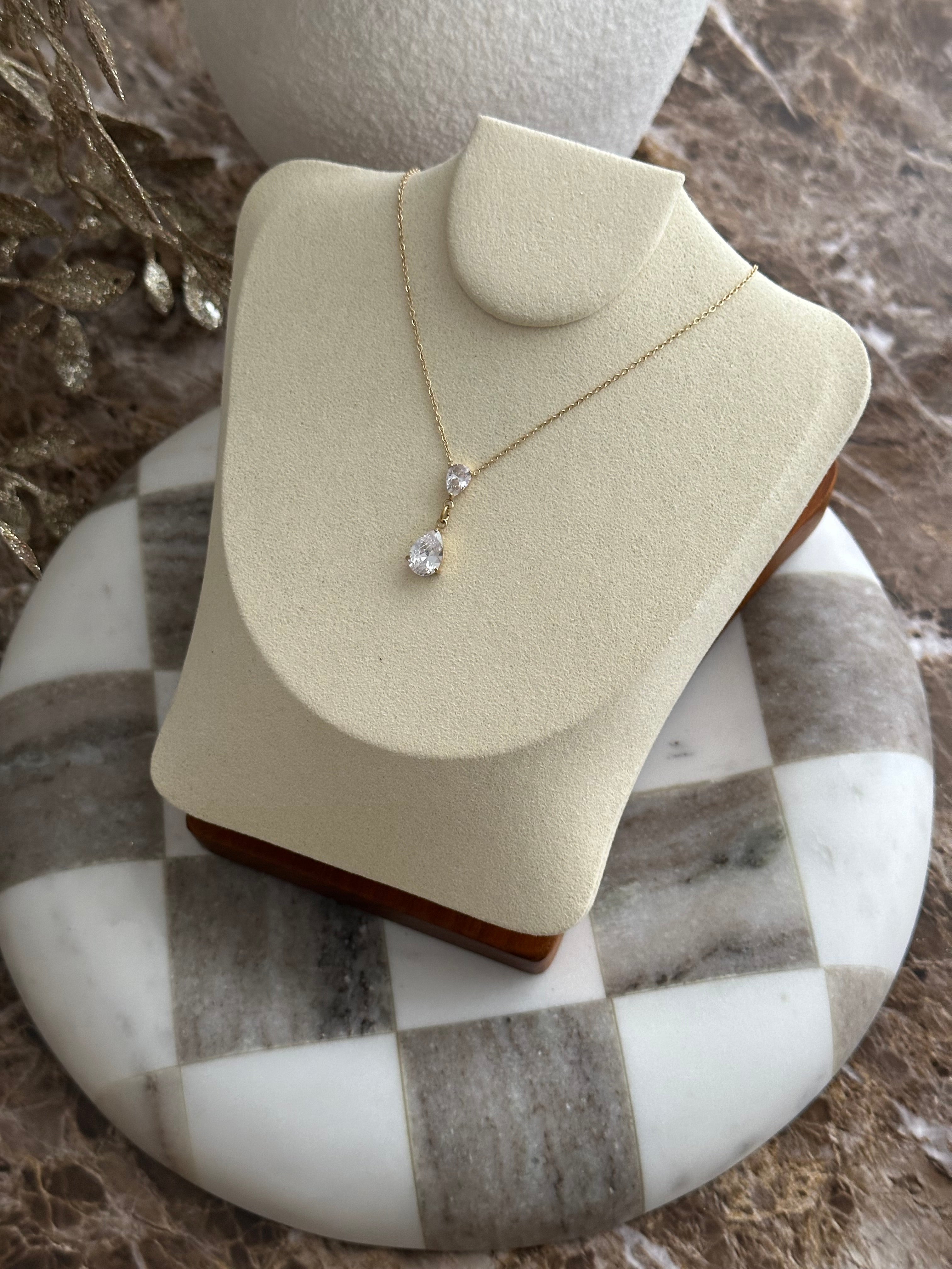 YVI | NECKLACE - Classievu